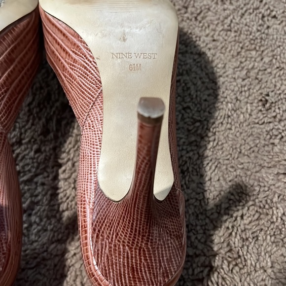 Nine West leather shoes - Picture 6 of 9